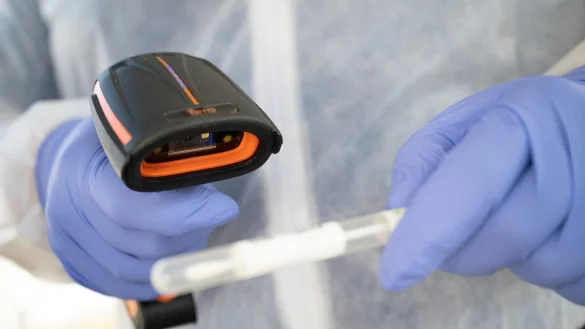 Mobile Corona-Teststation - &copy; Foto: Sebastian Gollnow/dpa