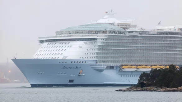 &laquo;Allure of the Seas&raquo; - &copy; Foto: Vesa - MattiVaara/epa/dpa