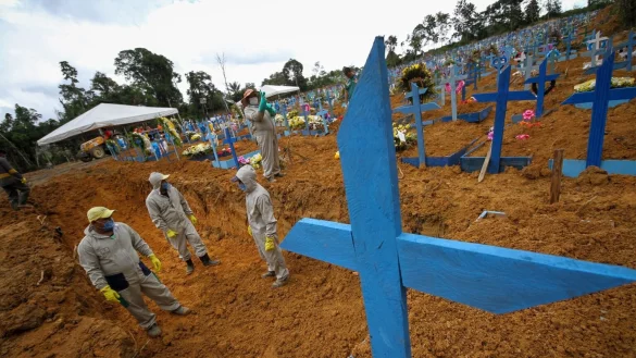 Massengrab - &copy; Foto: Lucas Silva/dpa