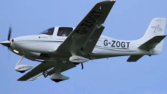 Absturz vor der niederl&auml;ndischen K&uuml;ste: Beim ersten Flug als stolzer Besitzer dieser f&uuml;nf Jahre alten Cirrus SR20 mit der Kennung G-ZOGT st&uuml;rzte Gernot Sch&auml;fer in die Nordsee. Der 76-J&auml;hrige G&uuml;tersloher hatte keine Chance und starb bei dem Unfall. - &copy; Privat