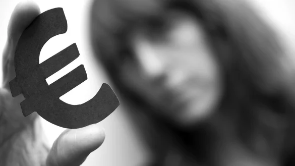 Riskante Geldanlage - &copy; Foto: Franziska Gabbert/dpa-tmn