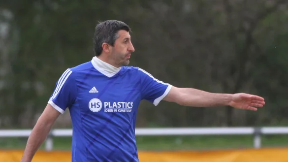 Seit einem Jahr Trainer des SC Augustdorf: Ayhan Tumani, fr&uuml;her Co von Christoph Daum. - &copy; Sebastian Lucas