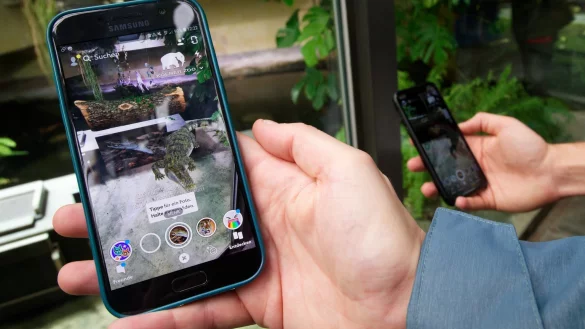 Augmented Reality im K&ouml;lner Zoo - &copy; Foto: Henning Kaiser/dpa