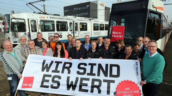 Am Dienstag streiken nicht nur Bus- und Bahnfahrer in Bielefeld. - © Archivfoto: Wolfgang Rudolf