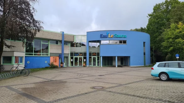 Das Eau-Le in Lemgo schr&auml;nkt angesichts der Energiekrise seine &Ouml;ffnungzeiten ein. Das Au&szlig;enbecken bleibt bis zum Fr&uuml;hjahr geschlossen. - &copy; Nadine Uphoff