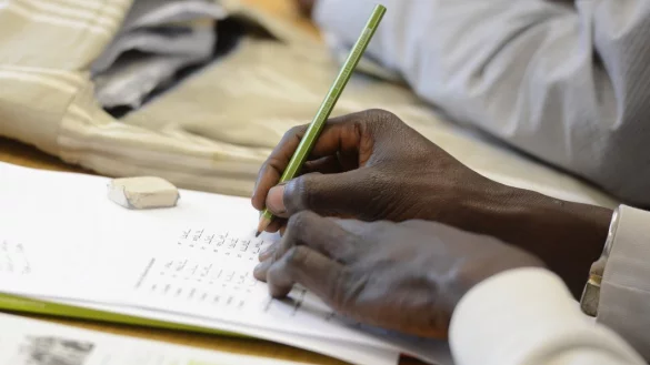 Den Volkshochschulen fehlt das Geld f&uuml;r Deutschkurse. - &copy; DPA