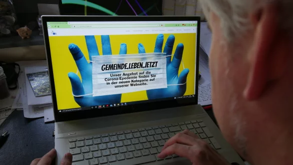 Die Kirchen haben ihr Angebot wegen der Coronavirus-Krise angepasst und weisen darauf auf ihren Internetseiten hin. - &copy; Jost Wolf