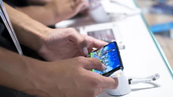 Smartphone - &copy; Foto: Florian Schuh