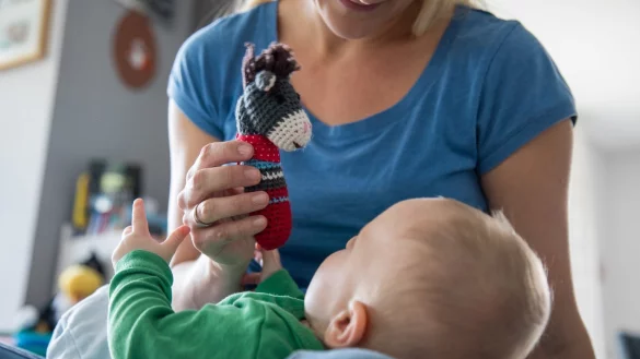 Mutter und Kind - &copy; Foto: Christin Klose/dpa-tmn