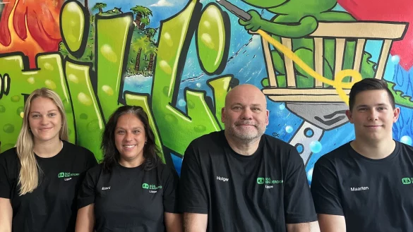 Das Chilli-Team ist bereit für 2025: (von links) Gillian König, Eleni Kousatalogou, Holger Busch sowie Bundesfreiwilligendienstler Maarten Wiehager. - © SOS-Kinderdorf Lippe