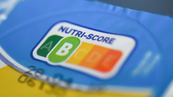 Einfach: Mit dem aus Frankreich stammenden System Nutri-Score ist auf einen Blick zu erkennen, wie ausgewogen oder unausgewogen Lebensmittel sind.&nbsp; - &copy; Christophe Gateau/dpa