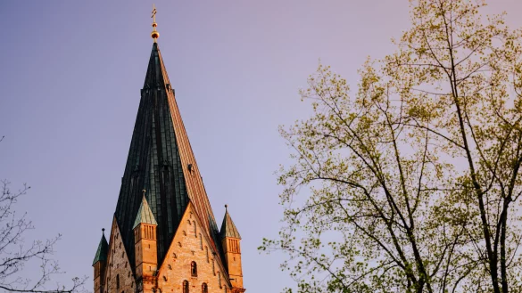 Im Erzbistum Paderborn sind im vergangenen Jahr 17.184 Menschen aus der katholischen Kirche ausgetreten. - © Besim Mazhiqi/Erzbistum Paderborn