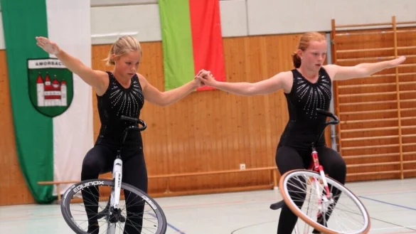 Stine Meisler und Antonia Blome vom Liemer RC starteten in Bayern als Favoritinnen und holten sich die Goldmedaille bei den Deutschen Meisterschaften. - &copy; Wilfried Schwarz