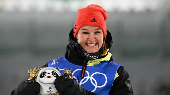 - &copy; Hendrik Schmidt/dpa-Zentralbild/dpa