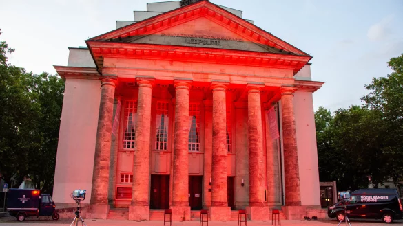 Alarmstufe Rot f&uuml;r Kulturspots. - &copy; Raphael Bartling