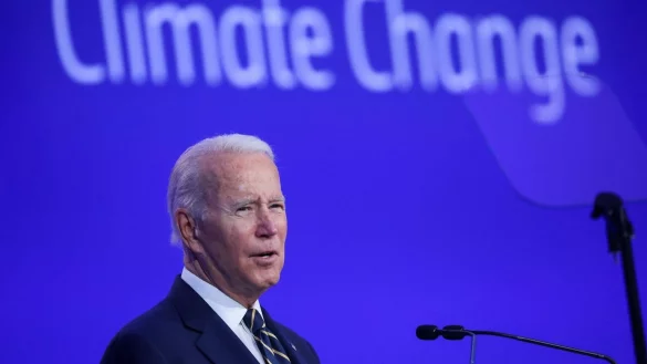 "Gott segne Sie alle und m&ouml;ge Gott den Planeten retten": Das waren Joe Bidens Schlussworte bei seiner Ansprache. - &copy; Foto: Yves Herman/Press Association/dpa