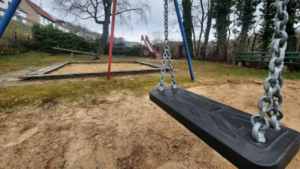 In die Spielleitplanung sollen alle Ortsteile, so auch der Spielplatz an der Bergstra&szlig;e in Kohlst&auml;dt, miteinbezogen werden. Jedoch werden nicht nur Spielpl&auml;tze, sondern der gesamte &ouml;ffentliche Raum eingebunden. - &copy; Michaela Wei&szlig;e