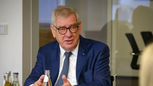 Arndt Kirchhoff beim Redaktionsbesuch in Bielefeld. - &copy; Andreas Zobe