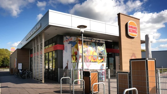 Im Kreis G&uuml;tersloh gibt es aktuell drei Burger King-Filialen. Die an der Berliner Stra&szlig;e in G&uuml;tersloh ist die neuste - und die erste deutschlandweit mit zwei Drive-In-Spuren. - &copy; Andreas Fr&uuml;cht