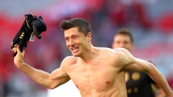 Robert Lewandowski - &copy; Foto: Matthias Schrader/AP-Pool/dpa