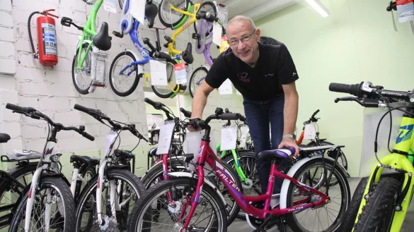Gro&szlig;e Auswahl: In der Fahrradscheune bei Detlev Z&ouml;llner schlagen die Herzen der Nachwuchsradler h&ouml;her. - &copy; Vera Gerstendorf-Welle