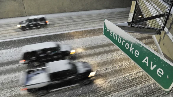 K&auml;ltewelle in den USA. Vor allem Fahrer von Elektroautos stellt das vor Probleme. - &copy; AP Images