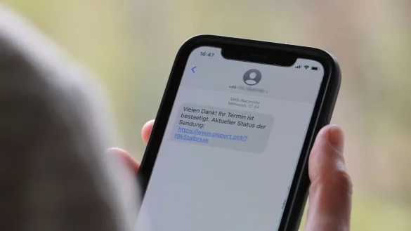 Betrugs-SMS - &copy; Foto: Wolf von Dewitz/dpa