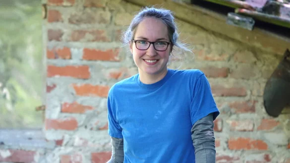 Sabine Klemme (32) hat in G&ouml;ttingen Regionalmanagement und Wirtschaftsf&ouml;rderung studiert. Bevor sie in den Hofladen in Dalbke mit eingestiegen ist, arbeitete sie in Hildesheim. - &copy; Axel B&uuml;rger