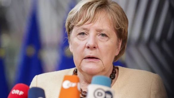 Merkel - &copy; Foto: Olivier Hoslet/EPA/AP/dpa