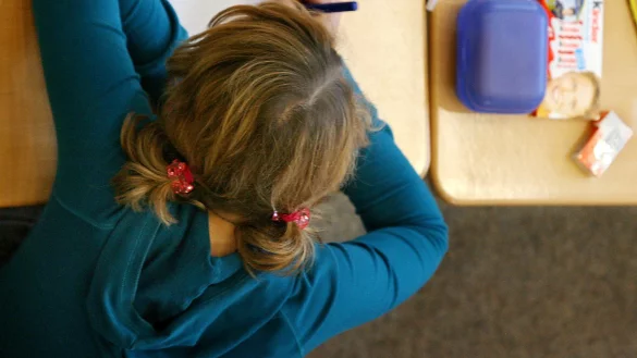 Archivbild: Im Stress: Tausende Zehntklässler fordern eine Neuauflage der Englischprüfung. - © Archivbild: dpa