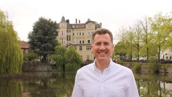 F&uuml;r Elmar Thyzel ist Bildung ein wichtiges Thema. Zusammen mit der FDP m&ouml;chte er Chancengleichheit f&uuml;r alle Sch&uuml;ler herstellen. - &copy; Philipp Kersten