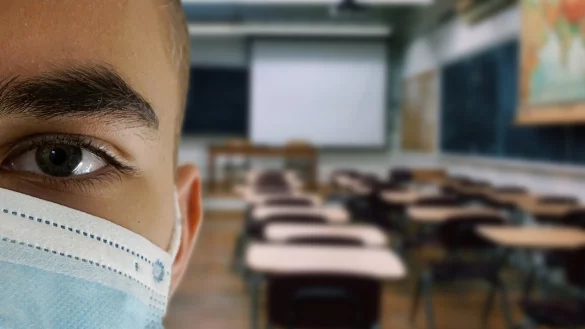 Ab 2. November wird die Maskenpflicht in Schulen in NRW abgeschafft. - &copy; Pixabay