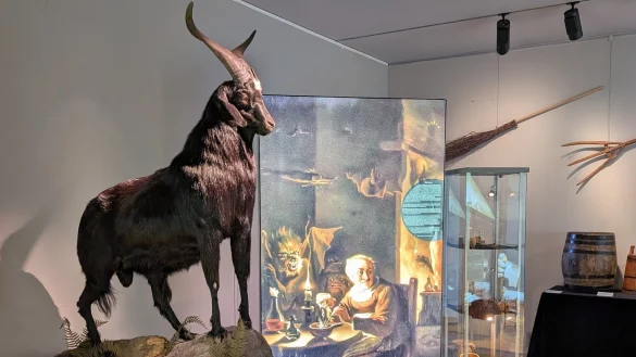 Ausstellungsstücke wie diese sind zu sehen bei einer Führung durch die Sonderausstellung „Hexenwahn. Glaube. Macht. Angst.“ im Museum Hexenbürgermeisterhaus am Sonntag, 5. Januar. - © Stadt Lemgo