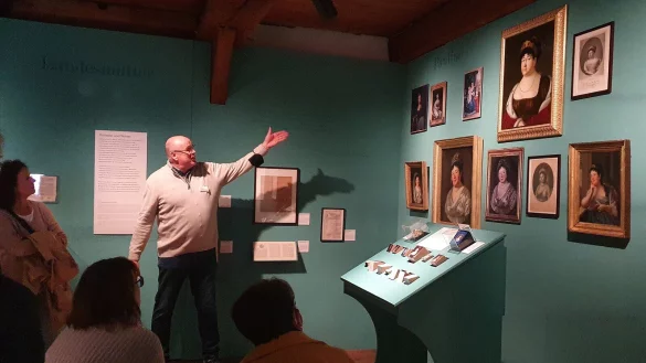 Carl-Heinz Helwig stellt die Regentin in all ihren Rollen vor. - © Lippisches Landesmuseum Detmold