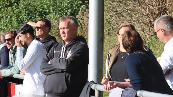 Carsten Skarupke hatte den TuS Asemissen in die Bezirksliga geführt. - © Sebastian Lucas