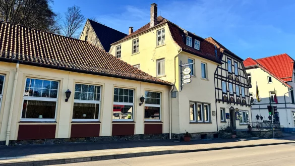 Das Hotel "Kanne" in Berlebeck steht zum Verkauf. - © Raphael Bartling