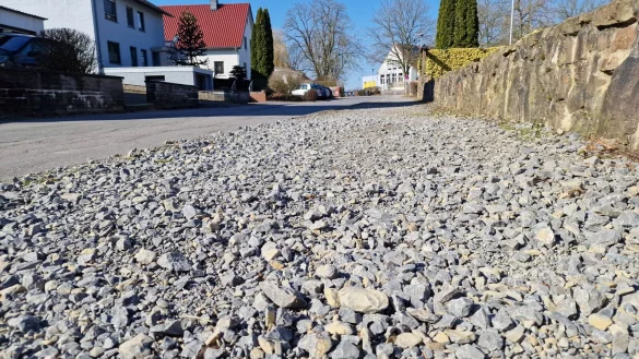 Die CDU will den Gehweg am Pferdekamp in Wendlinghausen erneuern. - © Nadine Uphoff