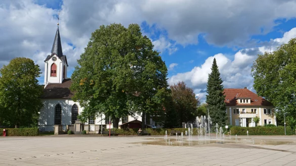 Der Marktplatz in Leopoldshöhe soll attraktiver gestaltet werden. Fotos: Martin Düsterberg - © Martin Düsterberg