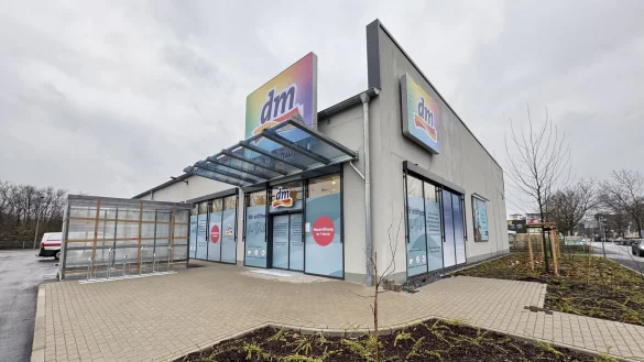 Der neue "dm-Markt" an der Hoffmannstraße eröffnet am 6. Februar. - © Sven Kienscherf
