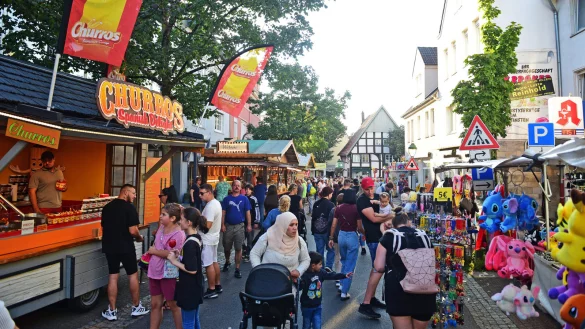 Das Kiliansfest in Schötmar überzeugt im September mit echtem Rummel-Charakter. - © Nicole Ellerbrake