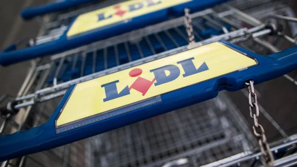 Einkauf bei Lidl - &copy; Foto: Marcel Kusch/dpa