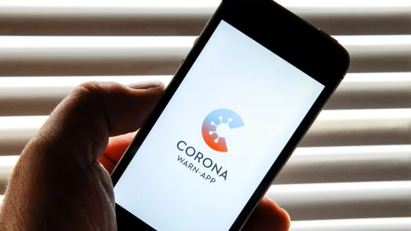 Corona Warn-App - &copy; Foto: Stefan Jaitner/dpa