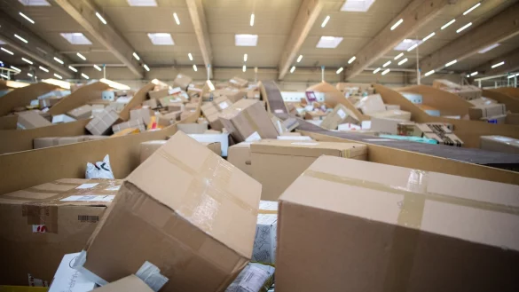 Gesetz gegen Retouren-Vernichtung - &copy; Foto: Tom Weller/dpa