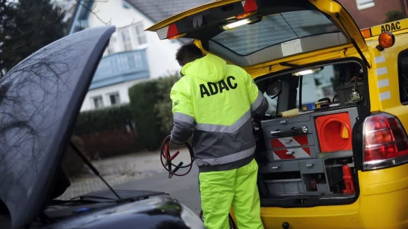 ADAC Pannenhelfer - &copy; Foto: picture alliance / dpa