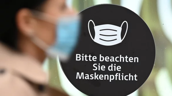 Neue Corona-Regeln in Frankfurt am Main - &copy; Foto: Arne Dedert/dpa