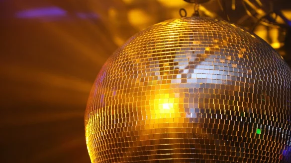 Clubs und Diskotheken m&uuml;ssen schlie&szlig;en. - &copy; Symbolbild: Pixabay