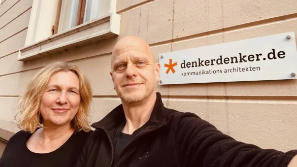 Antje und Hanno Denker haben nach 21 Monaten Pandemie als "Querdenker" genug: Sie wechseln den Namen ihres Büros für Architektur und Grafikdesigns. - © Bildrechte: Hanno Denker