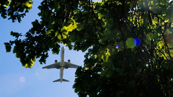 Viele Städte haben sich bereits verpflichtet, CO2 einzusparen. - © Julian Stratenschulte/dpa