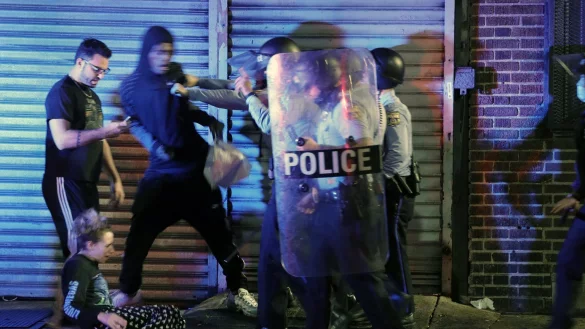 Konfrontation - &copy; Foto: Elizabeth Robertson/The Philadelphia Inquirer/AP/dpa