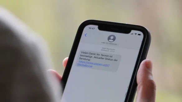 Betrugs-SMS - &copy; Foto: Wolf von Dewitz/dpa